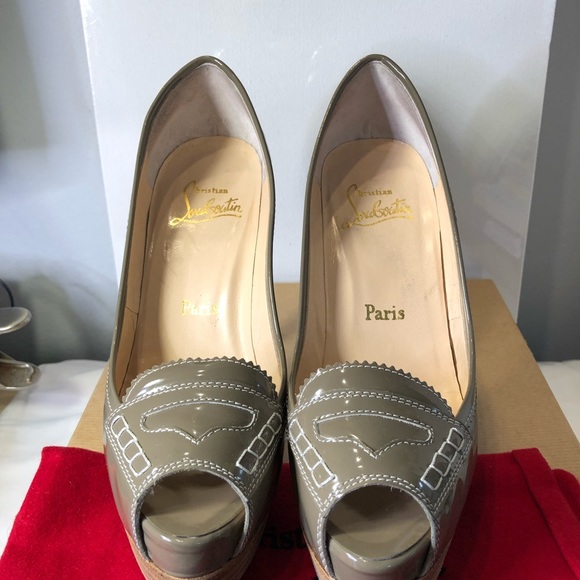 AUTHENTIC Christian Louboutin Platform - Picture 2 of 6